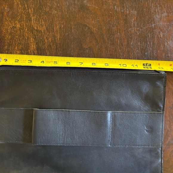 BLACK LEATHER LAPTOP ZIPPERED ENVELOPE/SLEEVE/CLUTCH - FITS 13" LAPTOP - NWOT - Picture 10 of 13